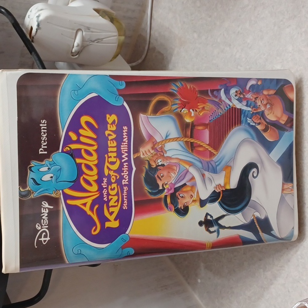 Disney VHS Tape Aladdin and the King of Thieves